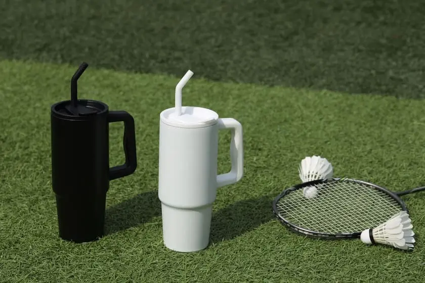 BERN - Recycled Stainless Steel Tumbler with Reusable Straw - Black (1).webp